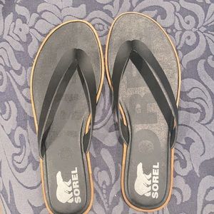 Black Sorel  sandals